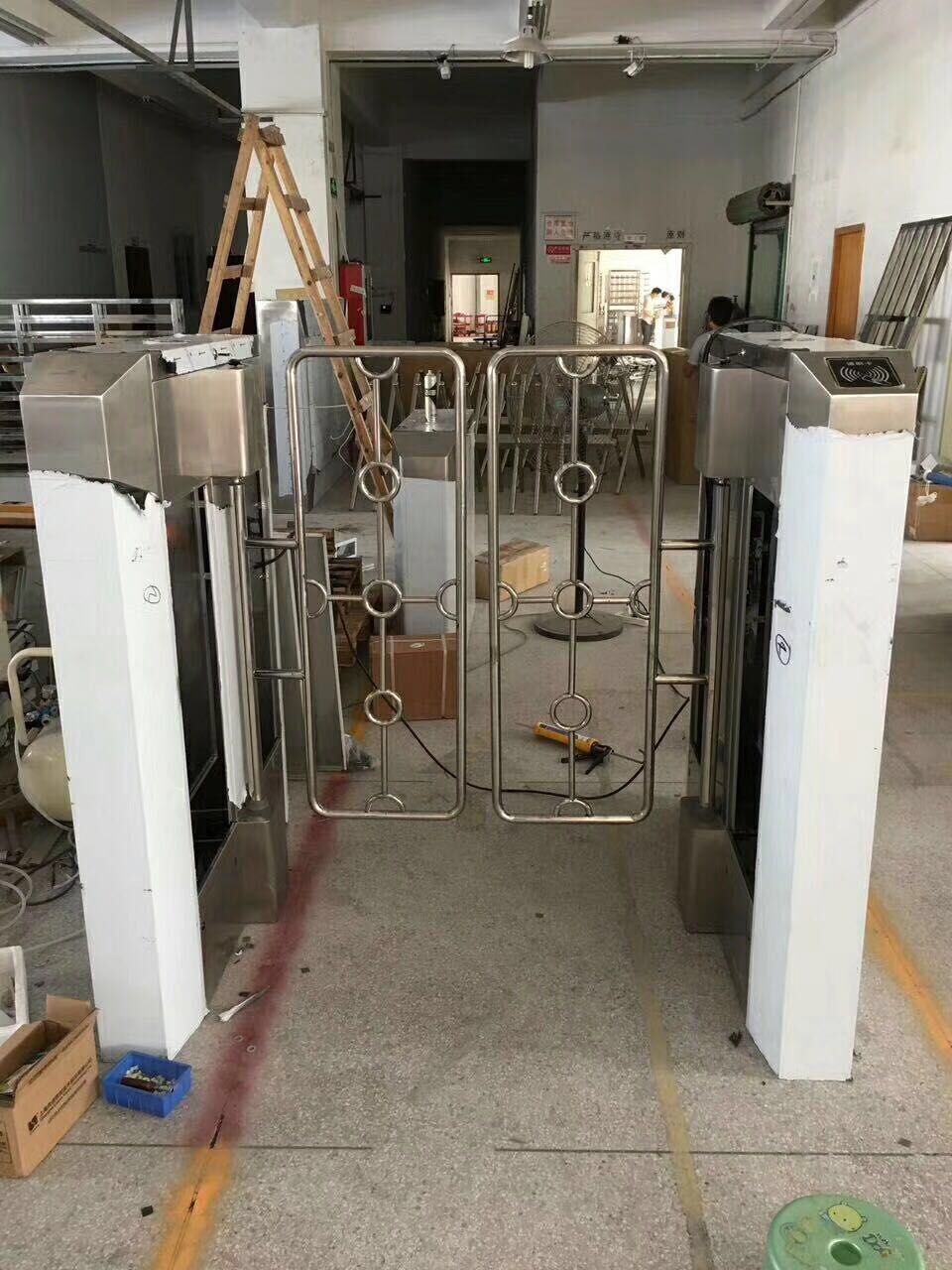南京栖霞区防跨越摆闸